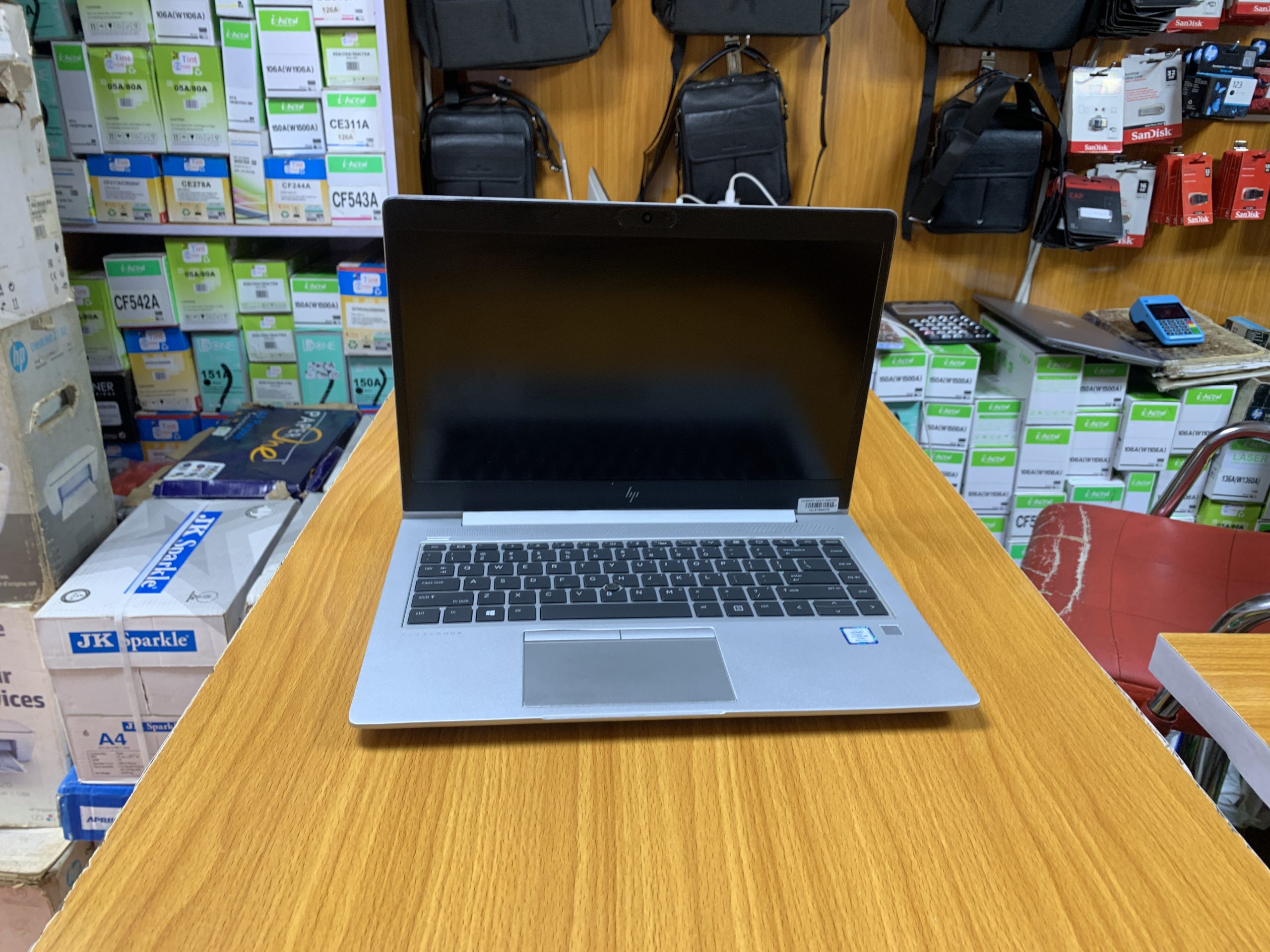 HP EliteBook 840 G5 - Image 2