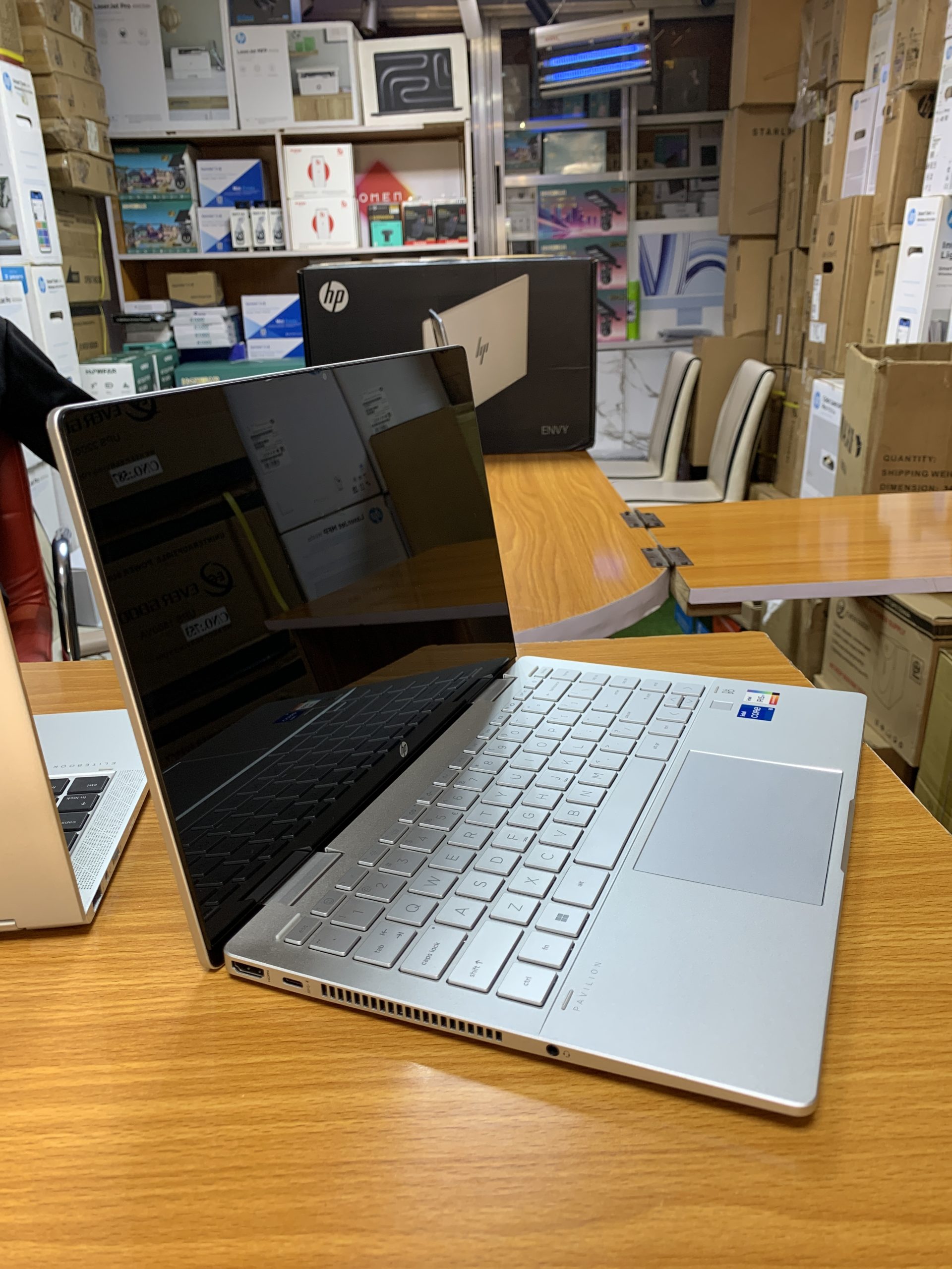 HP Pavilion Core i5 - Image 2